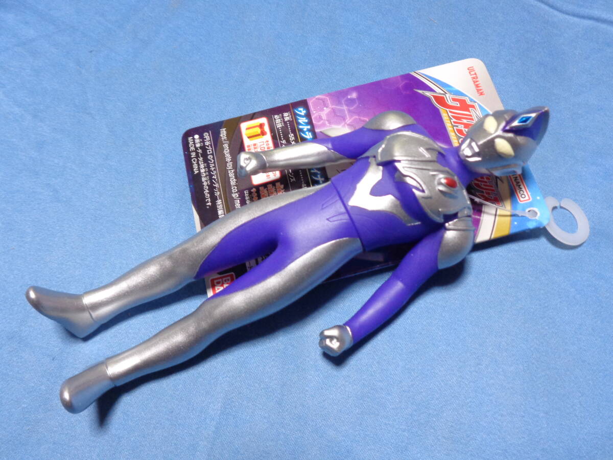 ウルトラマンディナス　タグ付き/バンダイ　ウルトラマン ウルトラヒーローシリーズ　ソフビ