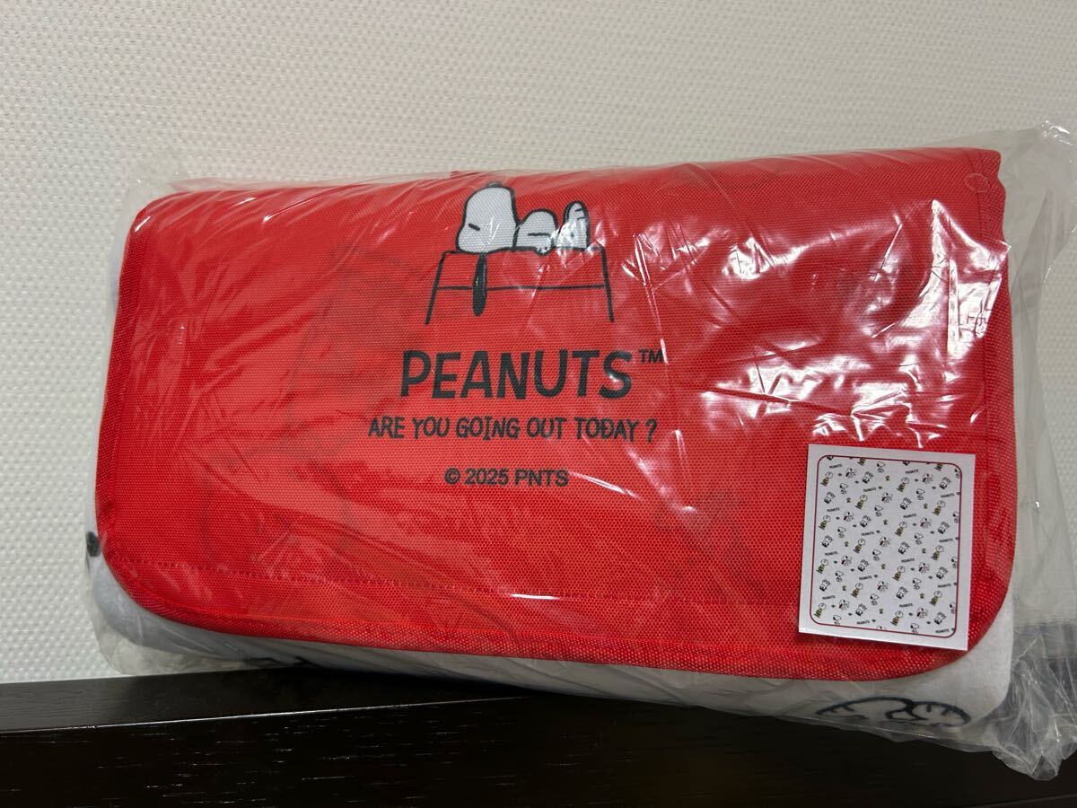 ☆未使用☆ スヌーピー SNOOPY／レジャーマット／約150cm×200cm／敷物、レジャーシート、裏が銀色／ピーナッツ／ピクニック、運動会、公園