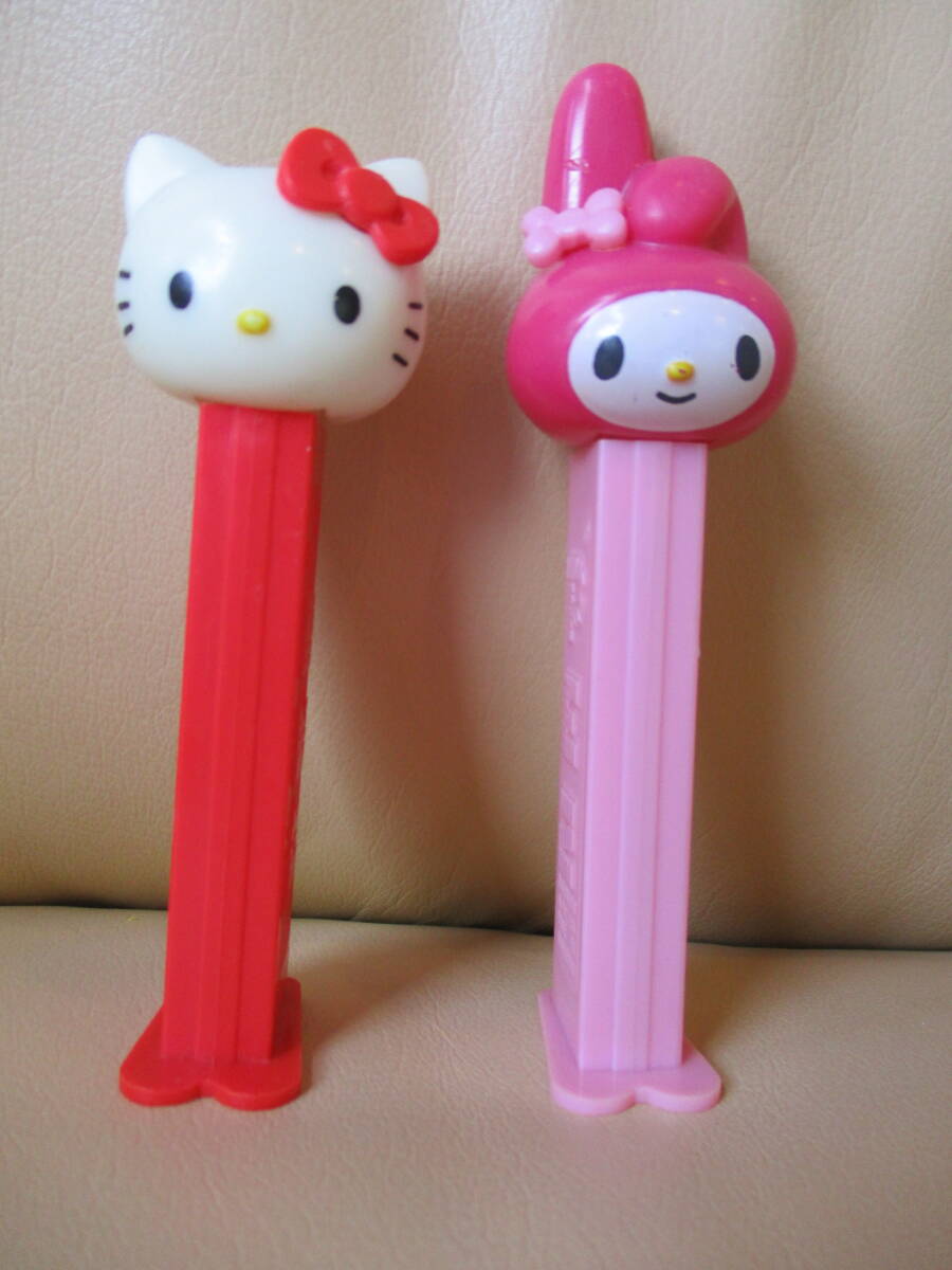 ■K-⑭【キティちゃん＆マイメロディちゃん★PEZ ペッツ ケース】キティ マイメロ 立てられます! インテリアにも!　2003 SANRIO 