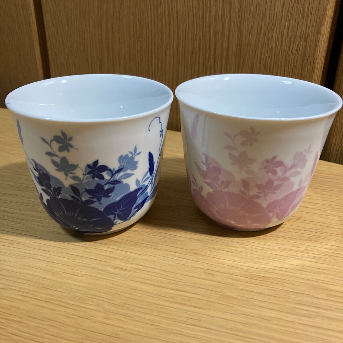 ▼ ロイヤルコペンハーゲン≪フラワーシルエット カップ 2個≫ROYAL COPENHAGEN 