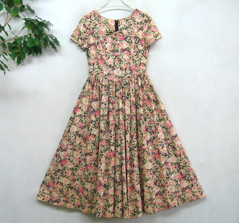 ローラアシュレイ laura ashley ★ フラワープリント ロングワンピース 7号 コットン100% 半袖 ヴィンテージ バラ 花柄