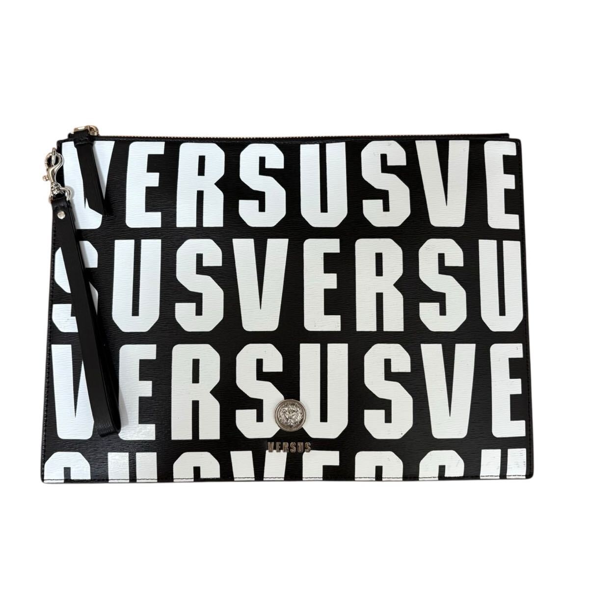 【本物保証】新品同様◆VERSACE ヴェルサーチ◆ロゴ総柄 クラッチバッグ　セカンドバッグ ブラック