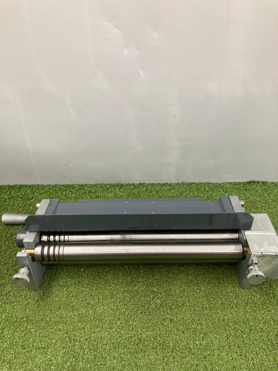 【中古品】メーカー不明 手動式　三本ロールベンダー　ITR5VLO3K9HC