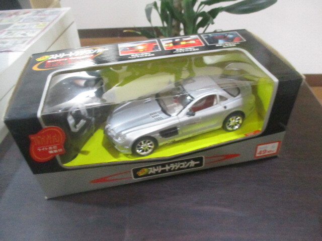 未開封品 AMUSE アミューズ 1:22 ストリートラジコンカー Battery Operated 49Mhz フルファンクション ライト点灯機能付き