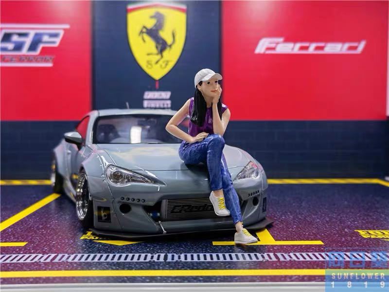 ★レア★ 1/18 模型　女性　人形　フィギュア モデル ミニカー等に　ガレージ等　ミニチュア
