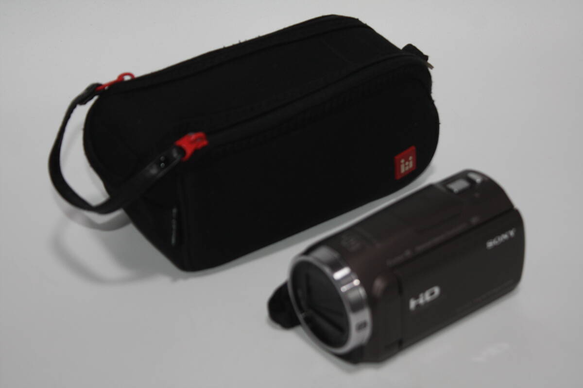 SONY　HDR-CX680（ブラウン）新品同様 ハンディカム　内蔵メモリー64GB 光学ズーム30倍 収納ケース付き　(検索:デジタルビデオカメラ)