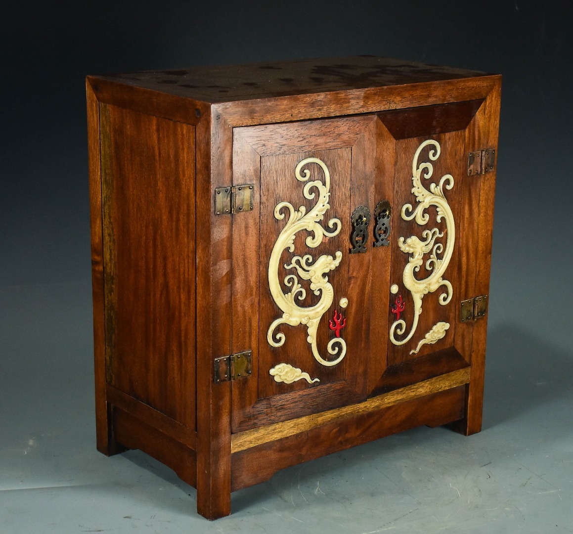 {$data['title']拍卖