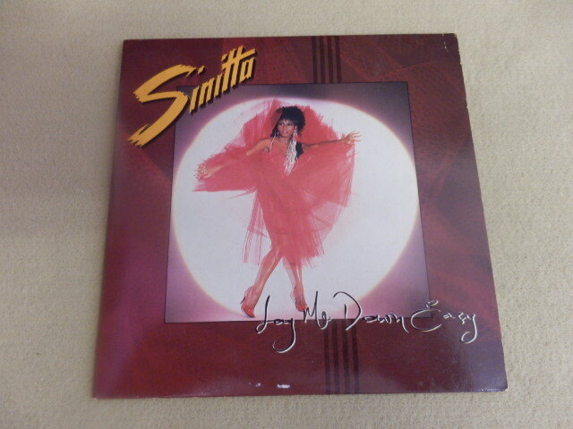 5700△ CD　Sinitta　シニータ　LAY ME DOWN EASY