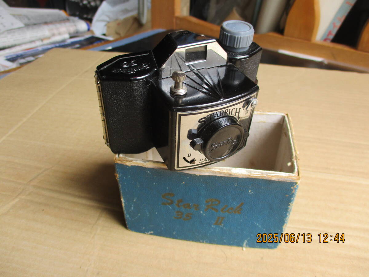 三栄光機製カメラ　StarRich35