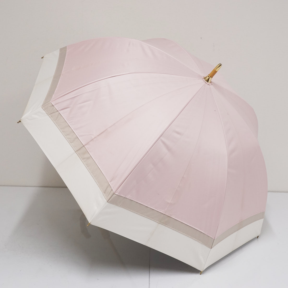 晴雨兼用日傘 Refume レフューム USED品 完全遮光 UVカット 天然竹手元 遮光 遮熱 軽量 レディース UV ピンク 50cm　S2697