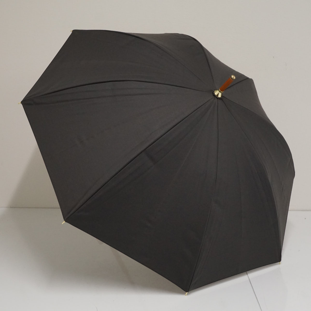 日傘 ソレイユ USED美品 無地 シンプル UV 紫外線対策 遮光 レディース 木製手元 ブラック 50cm A2774