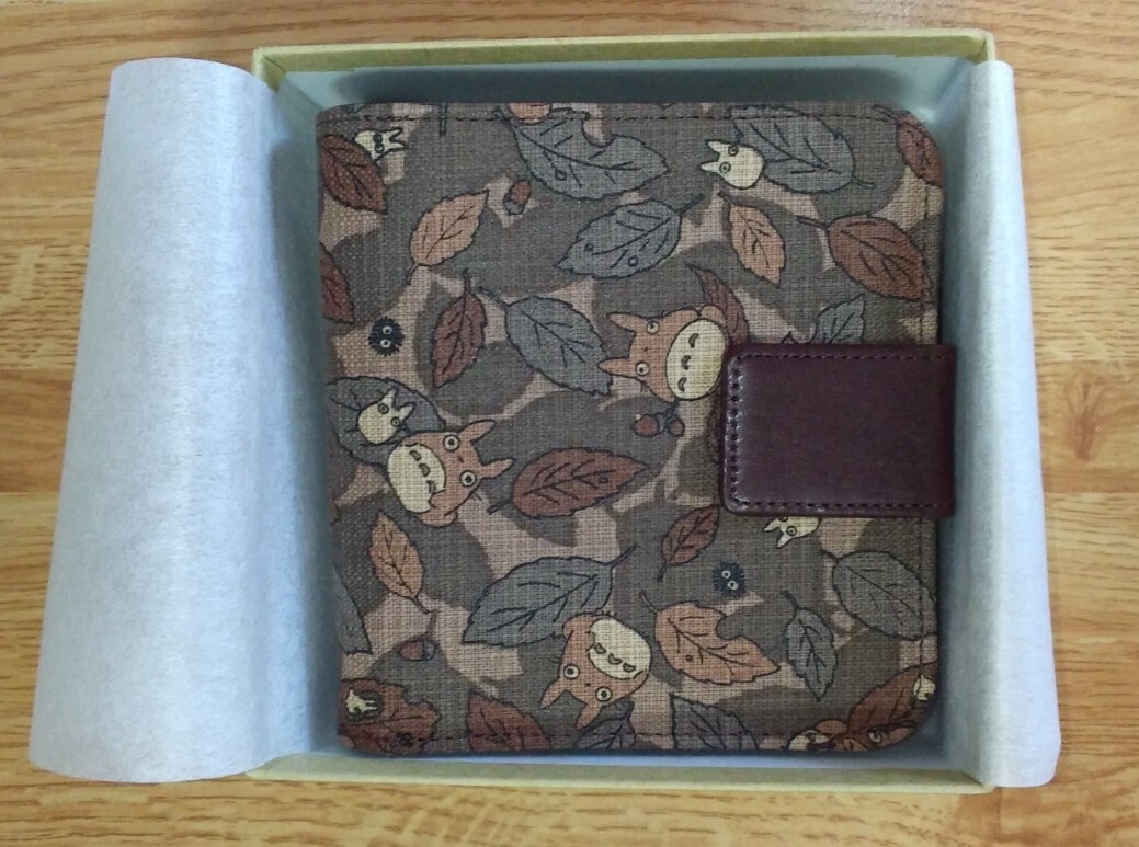 となりのトトロ　ベジタブルタンニン　ウォレット　未使用品　外箱あり　終売品　本革　二つ折り　財布