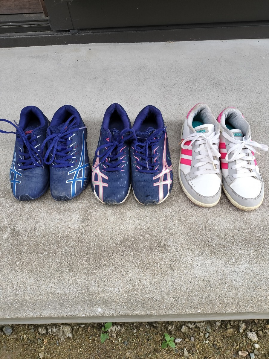 asics スニーカー