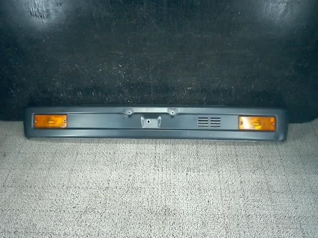 ☆ミニキャブ U15T フロントバンパー MB331160