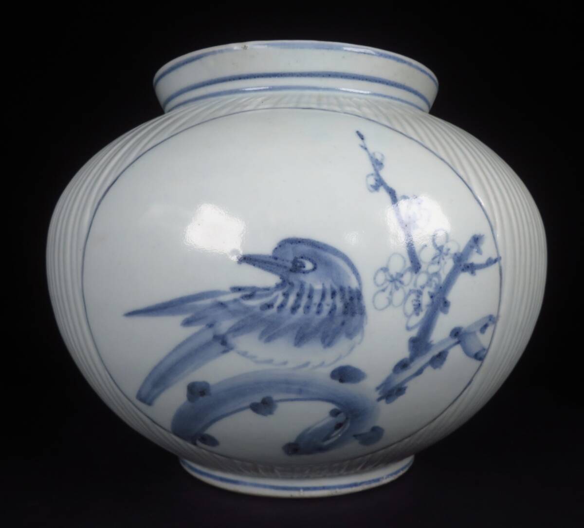 【SAKURAYA】コレクター委託品【李朝 染付窓絵梅鵲文壷】時代 青花 壺 花瓶 高麗 朝鮮古美術 朝鮮古陶磁 花鳥 骨董品 古美術品 高さ19.5cm