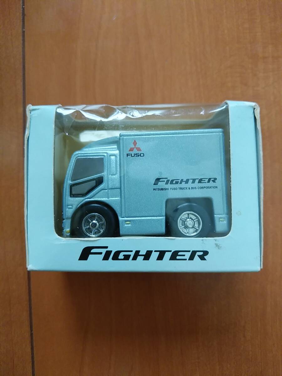 未開封★トミカ★FIGHTER★三菱ふそう★ファイタープルパックカー