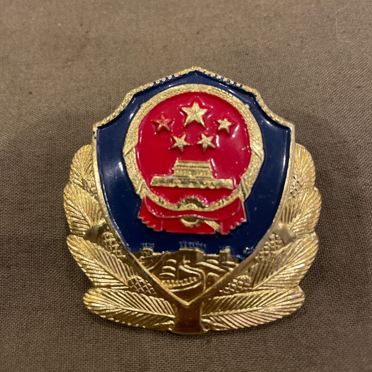 中華人民共和国 武装警察 帽子用 帽章 