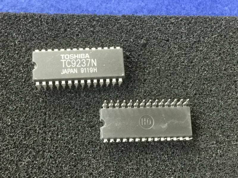 TC9237N 【即決即送】 東芝 D/A コンバーター DAC IC DPF-2030 [269T/183975M] Toshiba Digital Analog Converter IC　2個セット