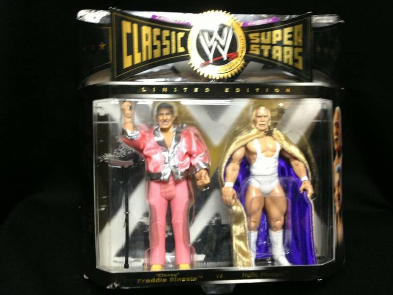 JAKKS：WWE Classic Superstars 2Pack Series 4 フレッド・ブラッシー＆ハルク・ホーガン w/ガウン（未開封品）