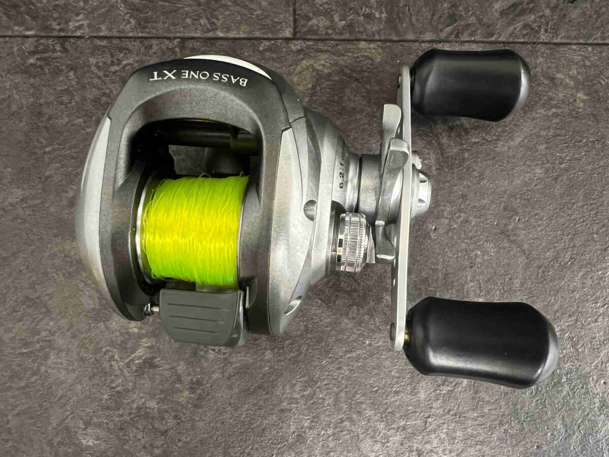 CT10623　 シマノ BASS ONE XT ベイトリール　SHIMANO