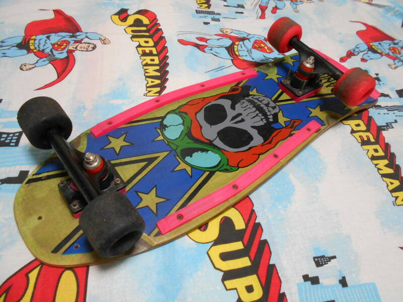 １９８０S SKATEBOARD VINTAGE COMPLETE ANTIQUES BROCANTE SHABBY CLASSIC OLDSCHOOL CRUISER JUNK ART ATELIER SWAPMEET SKULL BONES BMX