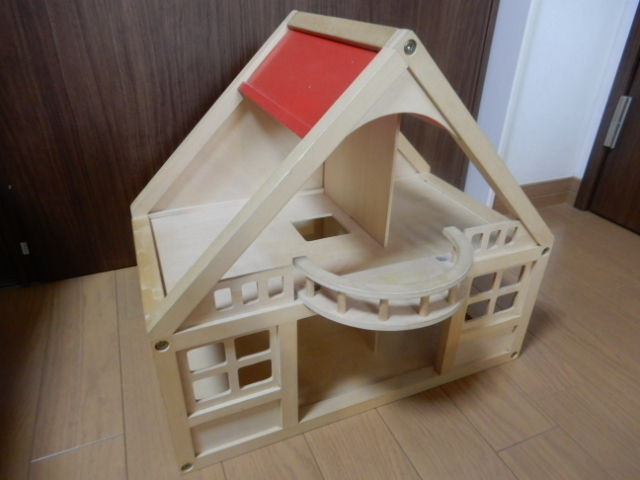 ●USED ボーネルンド オリジナル木製ドールハウス -BorneLund/スウェーデン/三角屋根/天然素材/シルバニアファミリー/木の家/木造