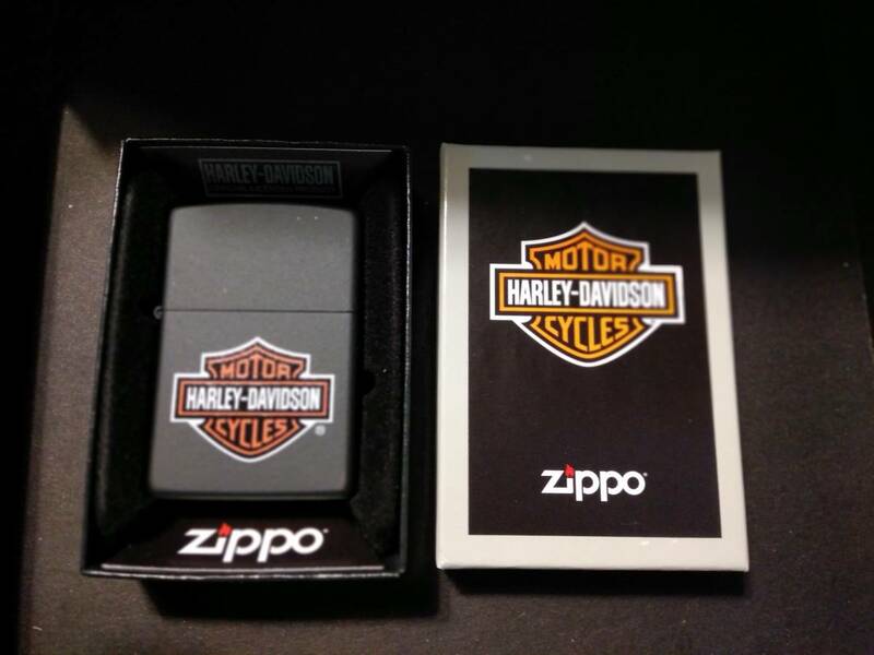 Zippo Harley-Davidson ロゴ マットブラックライター　Made in USA 世界中で大人気