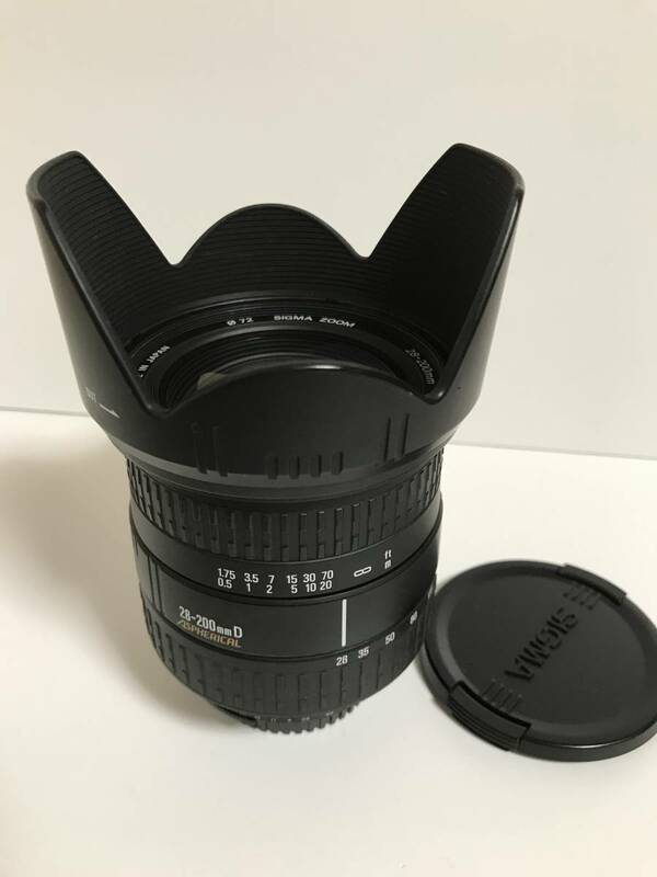 NIKON SIGMA ZOOM 28ー200mm D f3・5ー5・6 DL 　花型フード付　良品