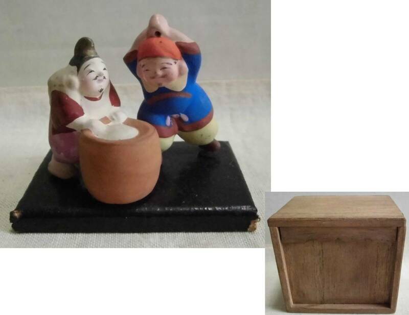 かなり古い 小さい 土人形 恵比寿 大黒天 餅つき 木箱入り 招福 開運 縁起物 置物 飾り物 日本人形 伝統工芸品 陶人形 レトロ アンティーク