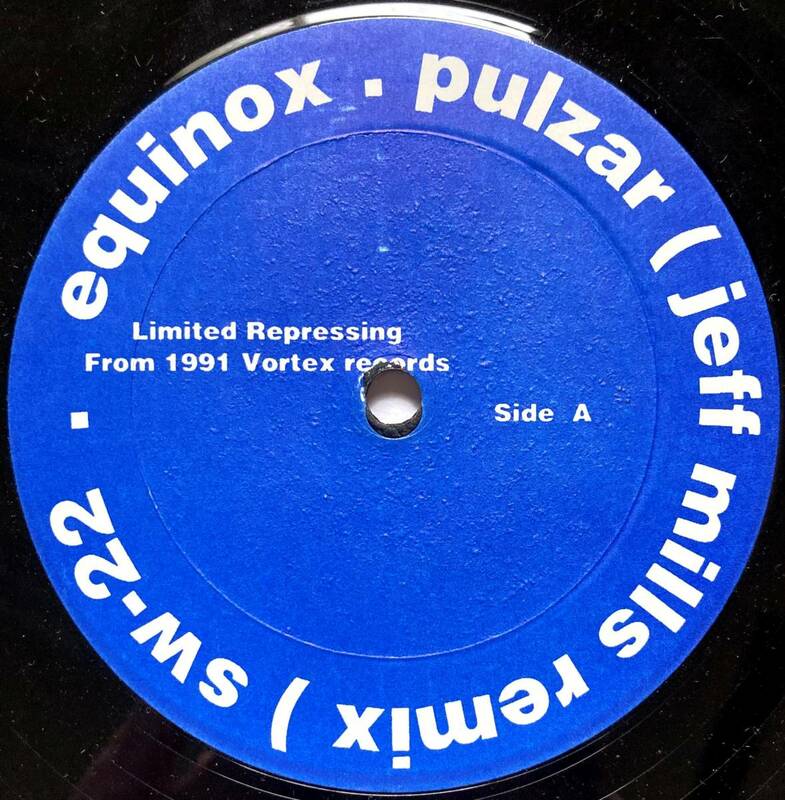 【限定盤】Equinox / Pulzar ■A面 Jeff Mills Remix ■B面 DJ Hell Remix ■ Damon Wildによるユニット■1996年 ハードミニマル