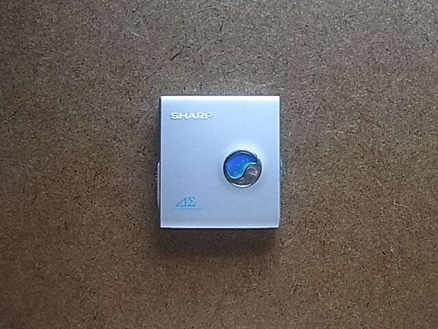 SHARP シャープ　Auvi 1ビットポータブルMDプレーヤー MD-DS30 送料230円　未チェック品