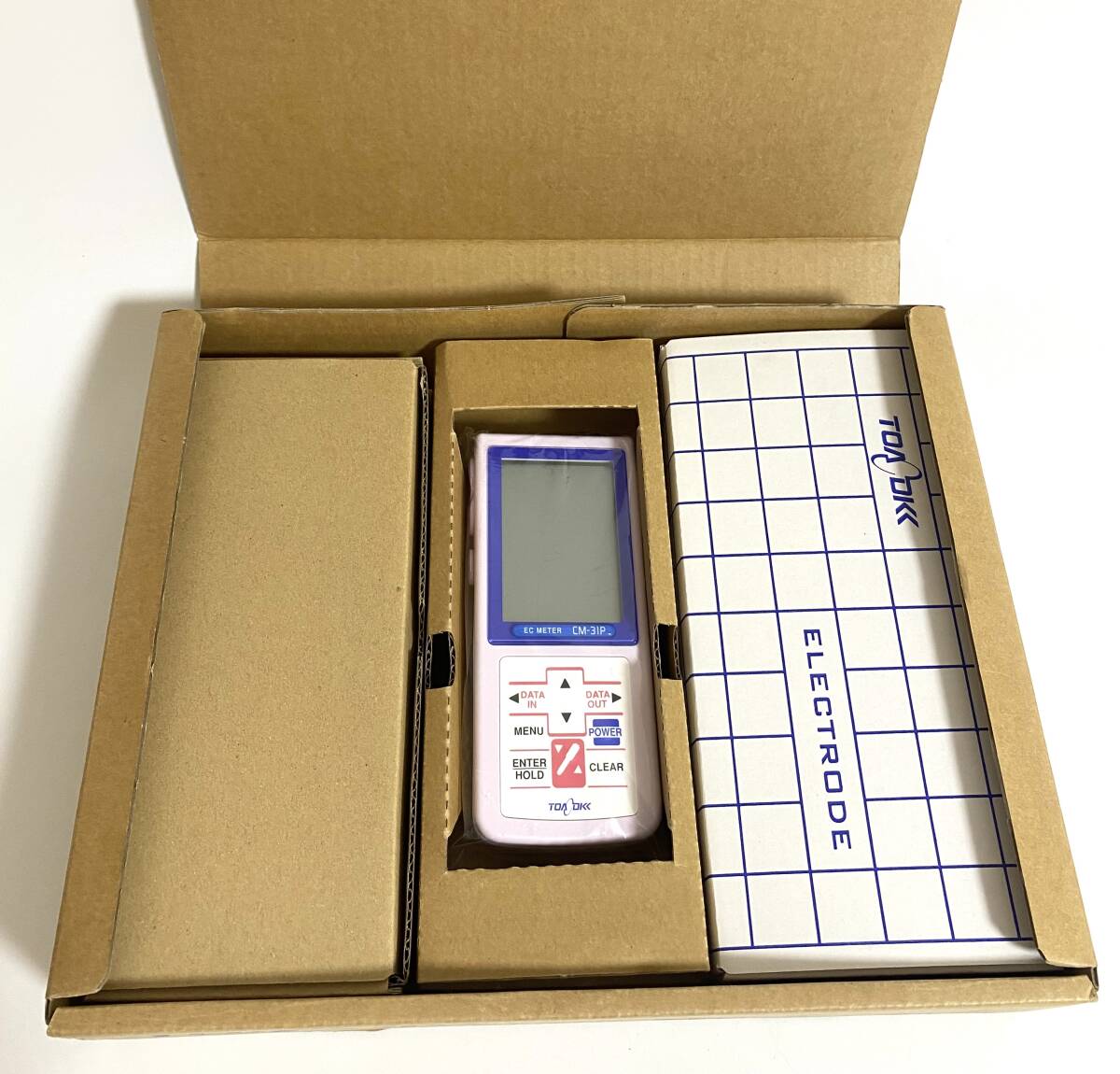 ★未使用品★ 東亜DKK CM31P 純水用電気伝導率計 CM-31P ポータブル電気導電率計 ポータブル分析計 TOA DKK CM31PW I250712