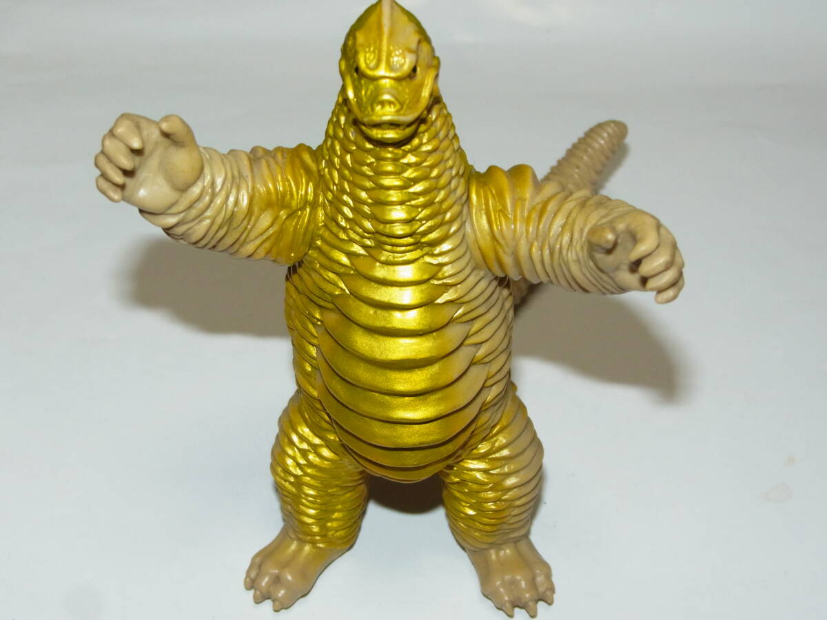 円谷プロ　バンダイ　レッドキング　1983年　JAPAN