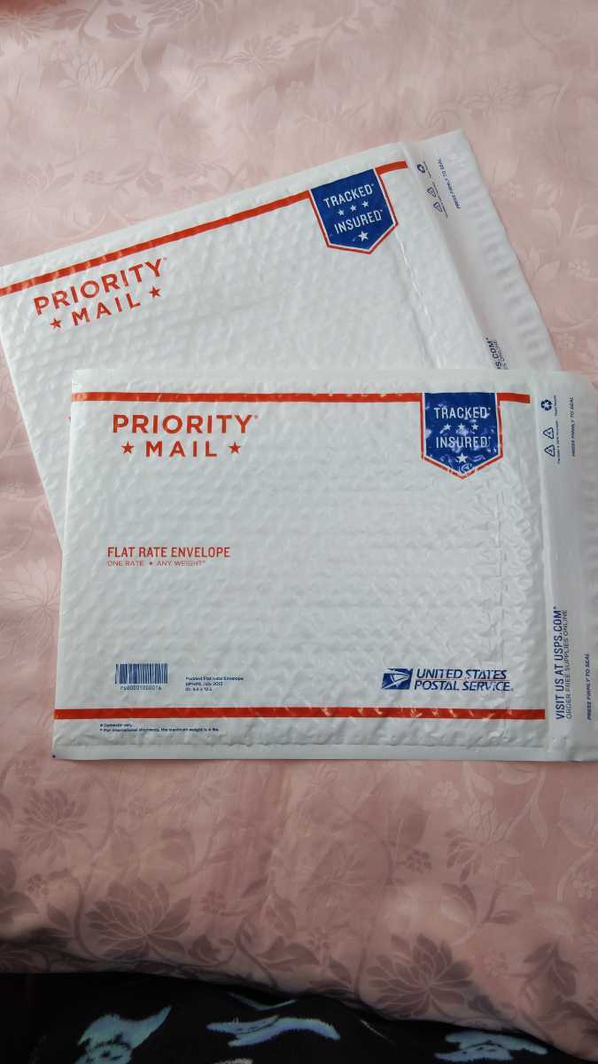 紙もの保存用・プレゼント用にも♪　USPS★アメリカ合衆国郵便公社　プチプチ封筒２枚♪