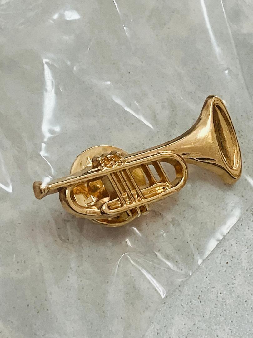 新品 送無★☆ピンバッジ　ゴールド トランペット★管楽器 ラッパ コルネット ホルン☆★オシャレ 東京スカパラダイスオーケストラ/a