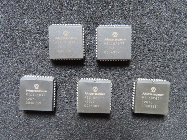 【未使用】PIC16F877-20/L ５個まとめて
