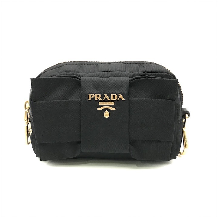美品 PRADA プラダ ナイロン テスート リボンデザイン ロゴ金具 ゴールド金具 レディース ポーチ 小物入れ 雑貨 グッズ ブラック k5266