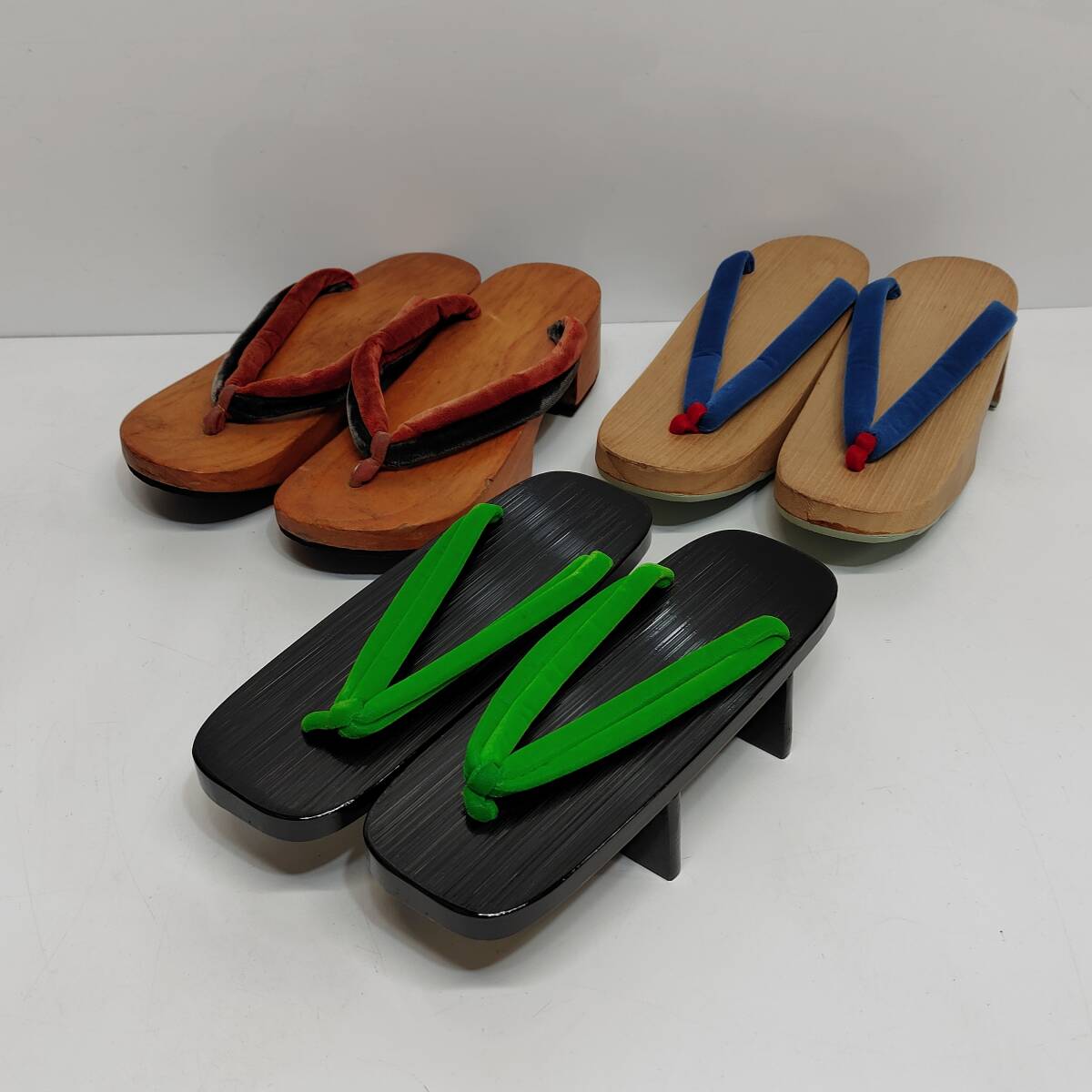 ●おき宗 ほか 下駄 3点セット 和装小物 草履 履物 M2165