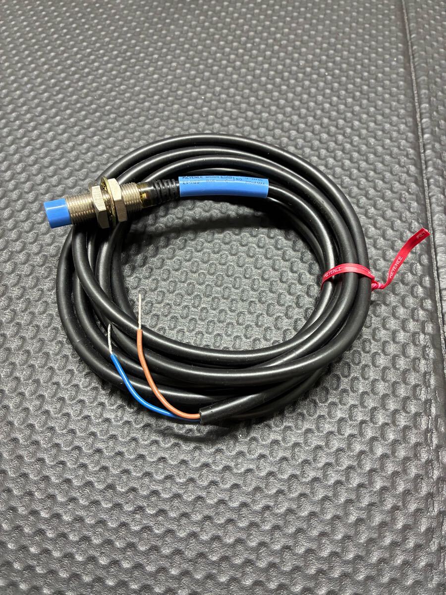 ★未使用保管品★キーエンス DC2線式近接スイッチ センサー EV-112U
