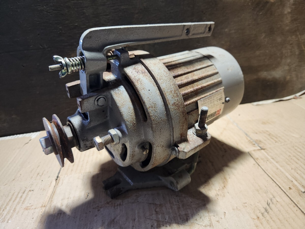 100v 200w 2p ナショナル工業用ミシンモーター　工業用ミシンクラッチモーター