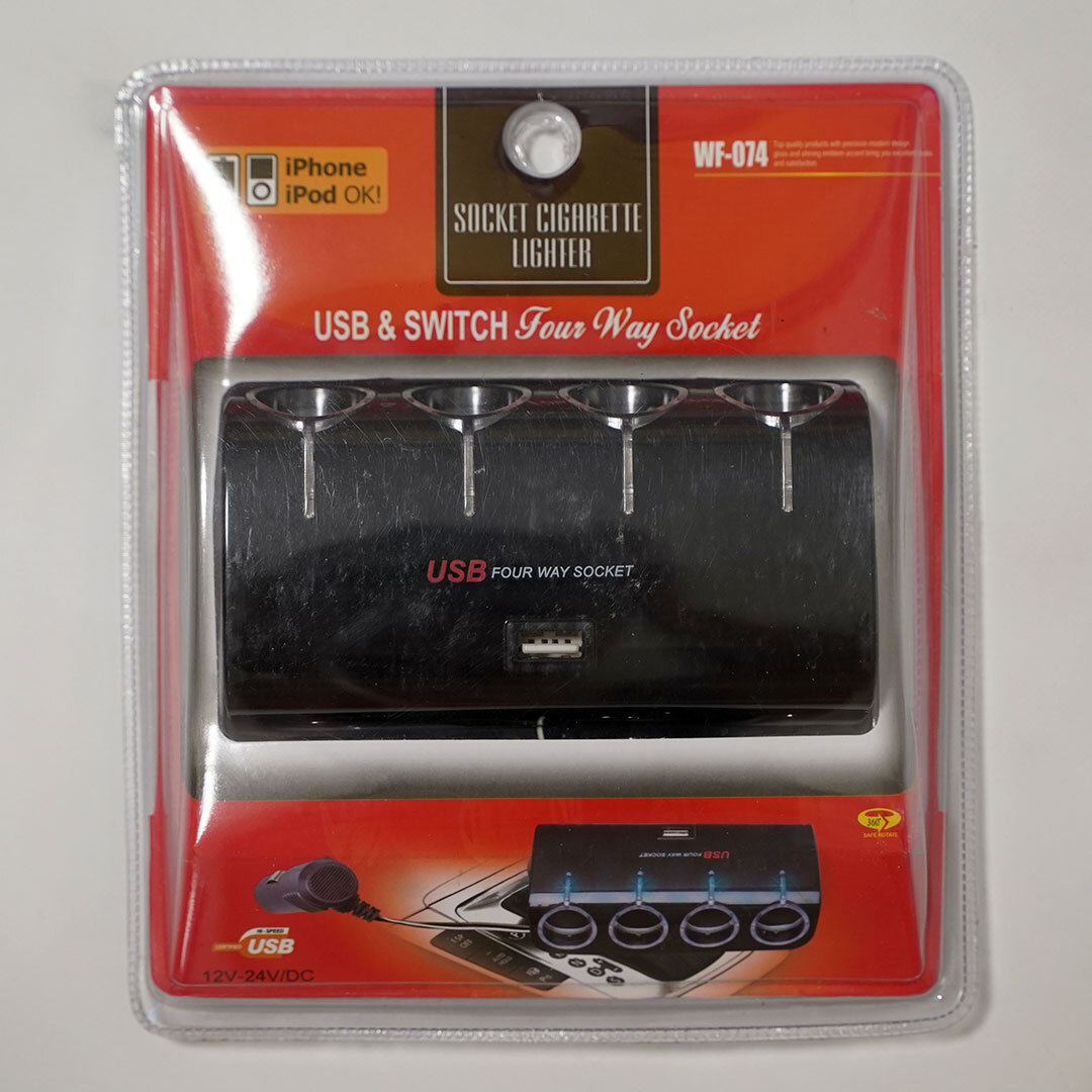 新品・未使用☆USB&SWITCH　FOUR WAY SOCKET　WF-074　12V-24V/DC　iPhone/iPod OK！　| 長期保管品 | 送料無料