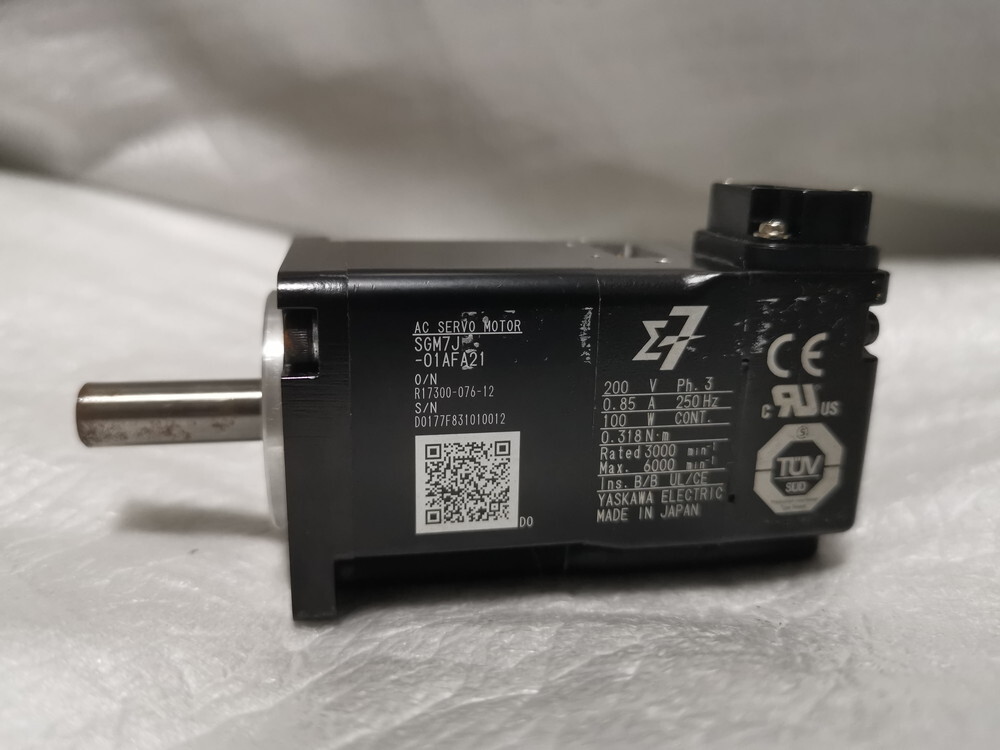 ★動作保証★ YASKAWA/安川 SGM7J-01AFA21 サーボモーター 100W