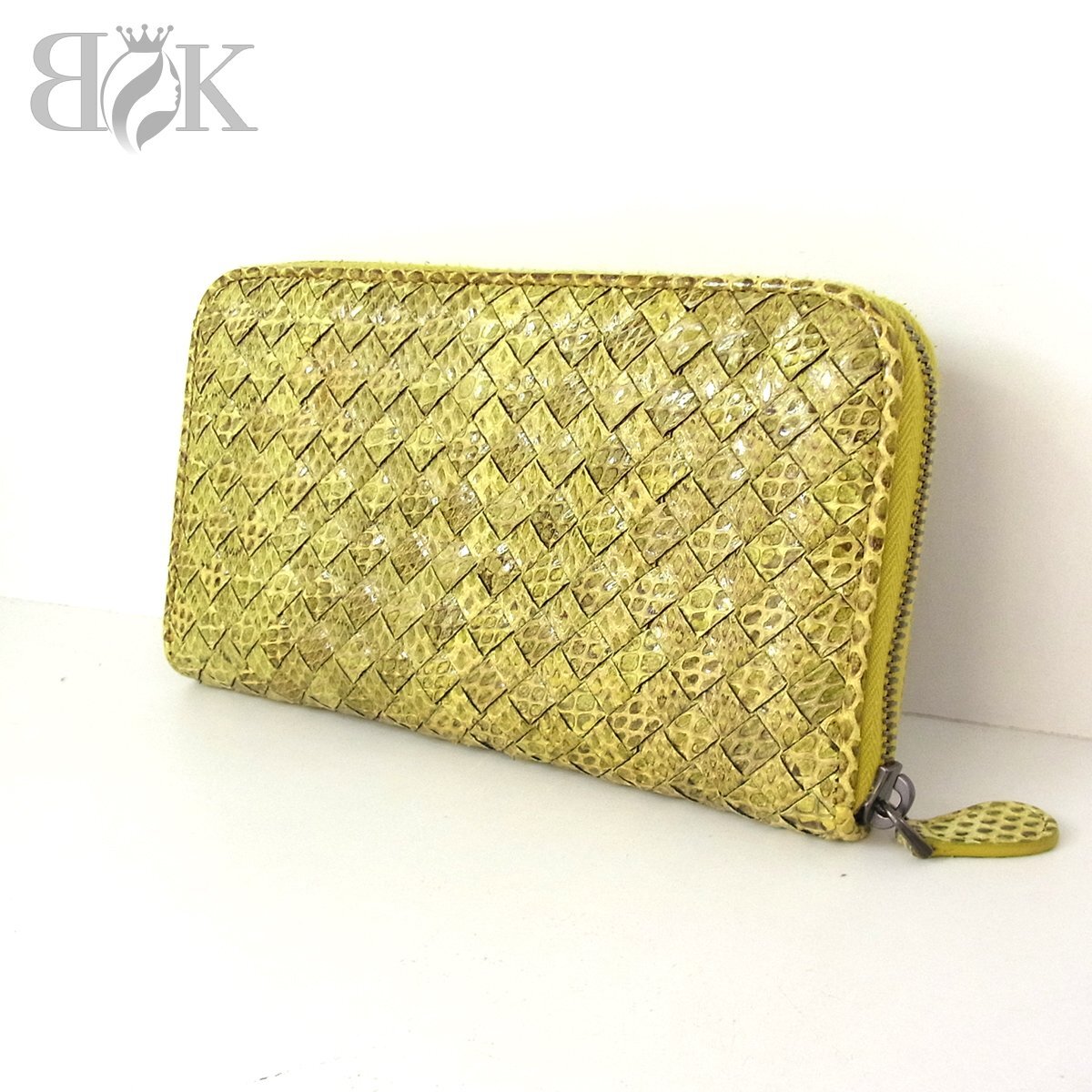 ボッテガ ヴェネタ 長財布 イントレ スネーク ライムイエロー系 箱付き BOTTEGA VENETA ∞