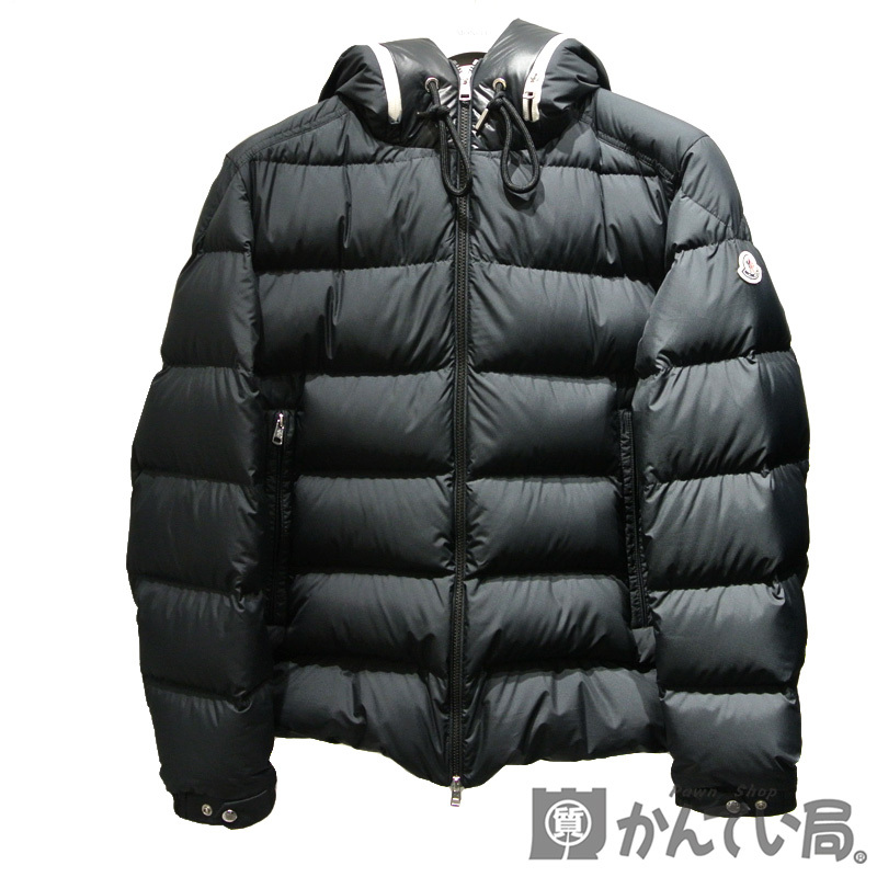 22494 MONCLER【モンクレール】CARDERE ショートダウンジャケット フード付き ブラック 表記サイズ：6 H20911A00105 54A81【中古】USED-A