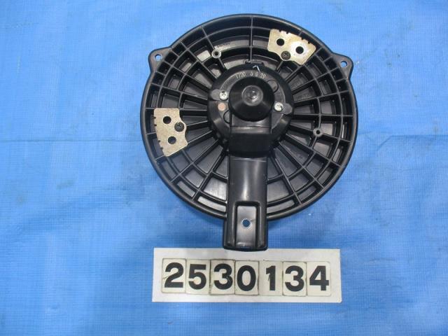◇アコード ユーロR ABA-CL7 ヒーターブロアモーター NO.304642【個人宅送料別途加算・Sサイズ】拍卖