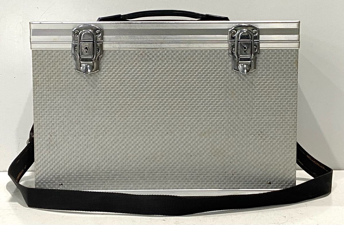 250706D☆ メーカー不明 アルミハードケース♪配送方法＝おてがる配送宅急便(EAZY)♪