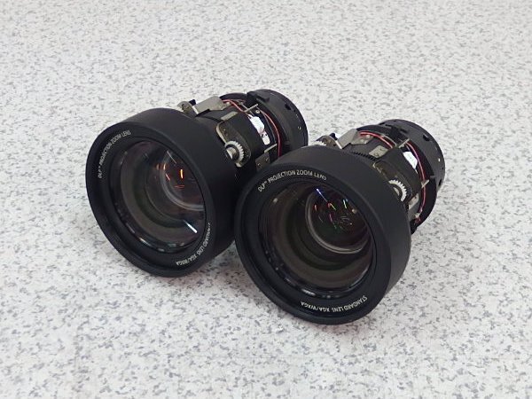 ■β【現状品】 プロジェクター用ズームレンズ Panasonic/パナソニック【XGA WXGA】2個セット 投映レンズ部品/パーツ 【0714-03】
