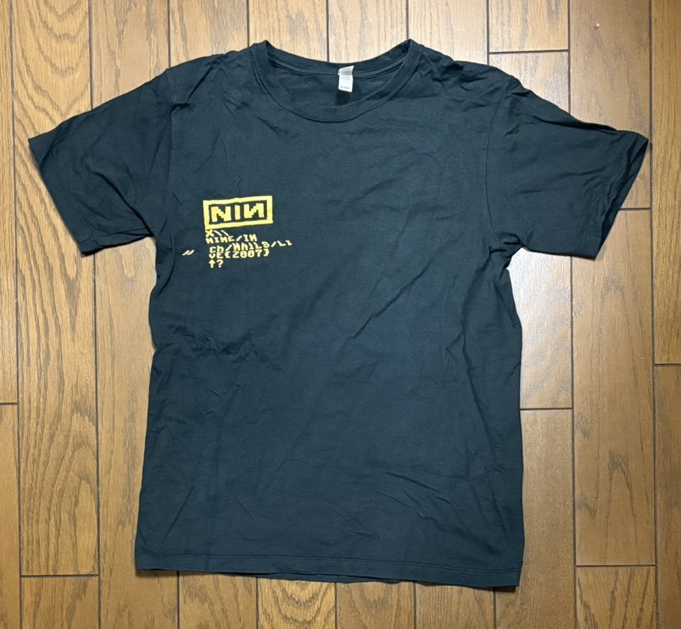 NIN /　NINE INCH NAILS　Tシャツ（Sサイズ）