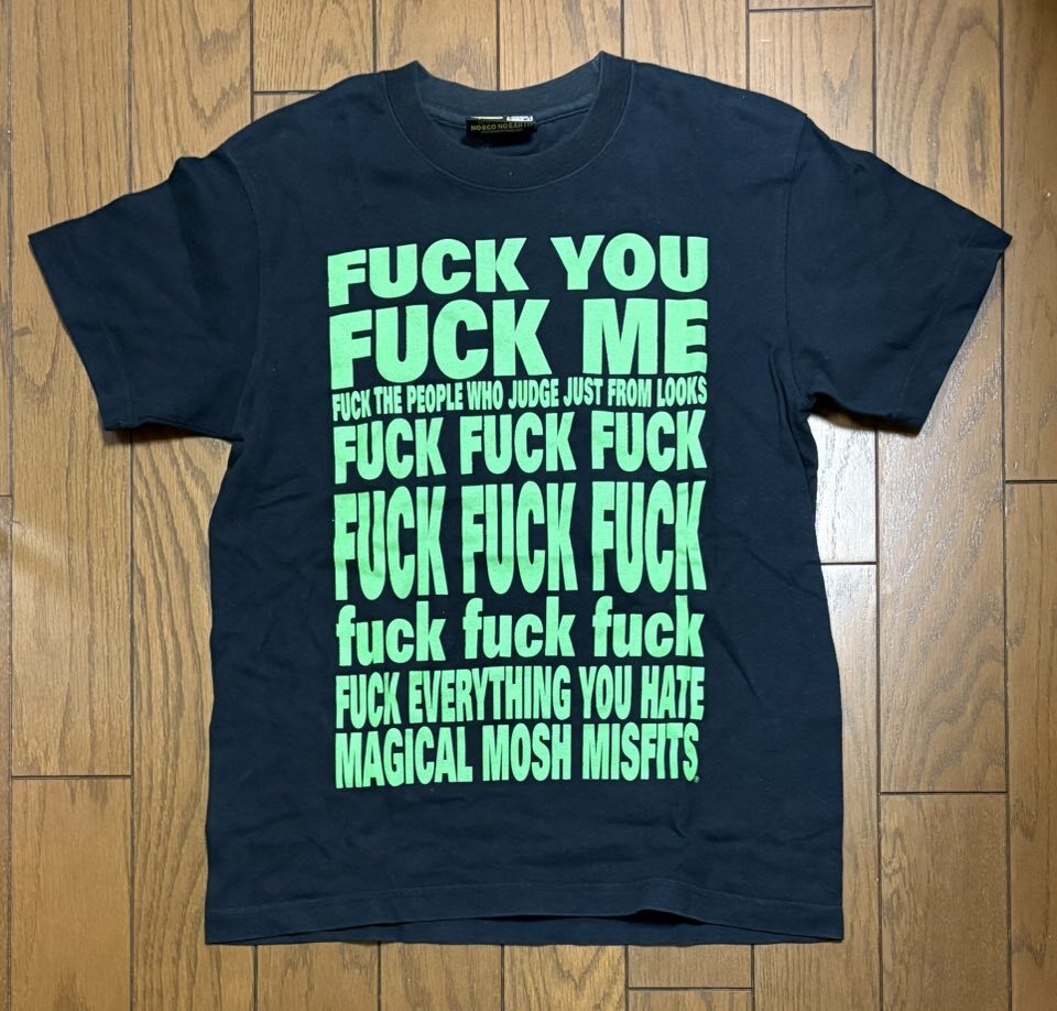 MAGICAL MOSH MISFITS FUCK Tシャツ（メンズＳサイズ）