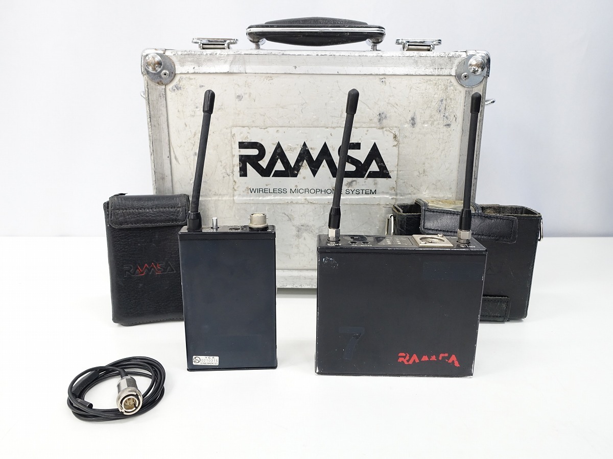 Panasonic WX-RB700 WX-RB410 ワイヤレス送受信機セット ラベリアマイク ハードケース付き *424377